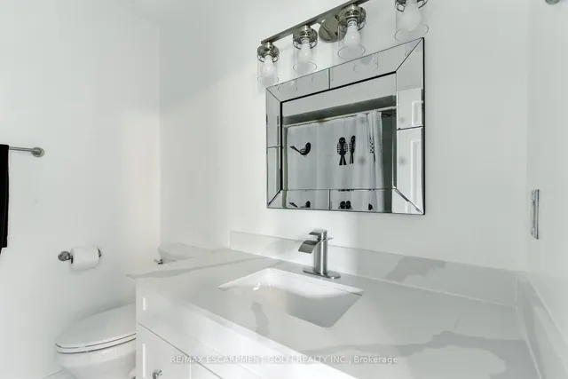 Additional image 23 of 35 Jacqueline Blvd