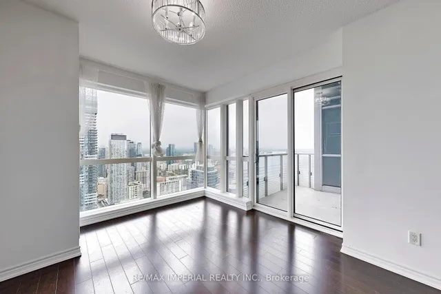 Additional image 14 of 386 Yonge St Unit 4801