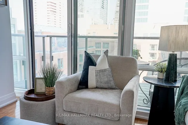 Additional image 3 of 1 Bedford Rd Unit 819