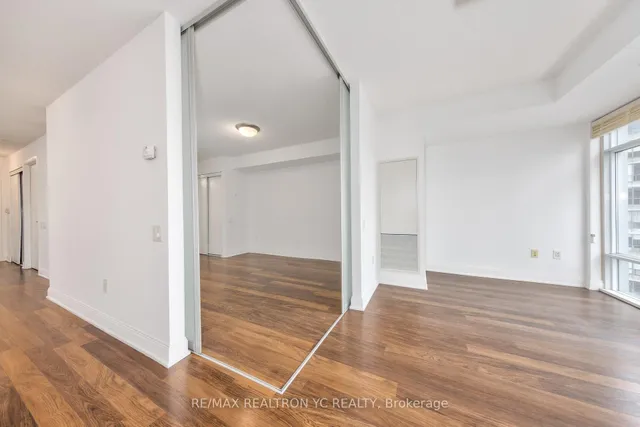 Additional image 10 of 2191 Yonge St Unit 1103