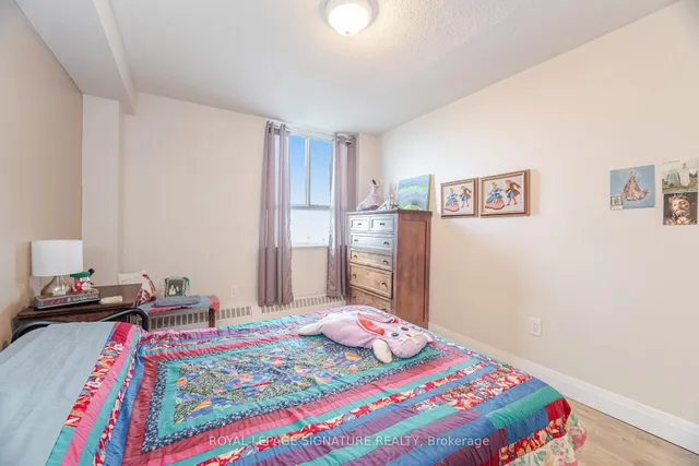 Additional image 25 of 541 Blackthorn Ave Unit 1110