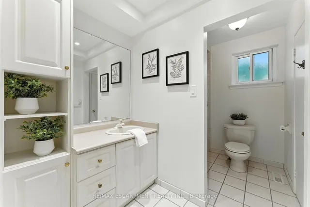 Additional image 19 of 51 Pleasant Ave