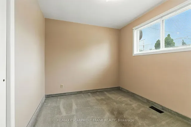 Additional image 23 of 24 Meadowlark Dr