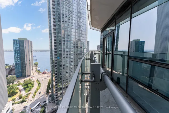 Additional image 33 of 14 York St Unit 2402