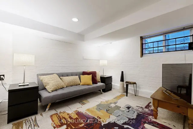 Additional image 38 of 50 Dearbourne Ave