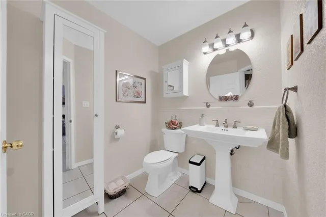 Additional image 21 of 1 Renata Crt