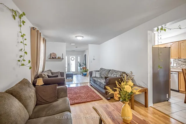 Additional image 8 of 16 JESSICA St