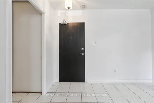 Additional image 5 of 1660 Bloor St Unit 102