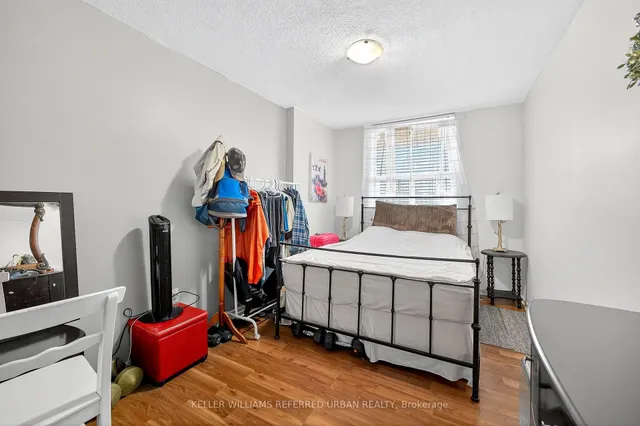 Additional image 26 of 1881 Jane St Unit 401