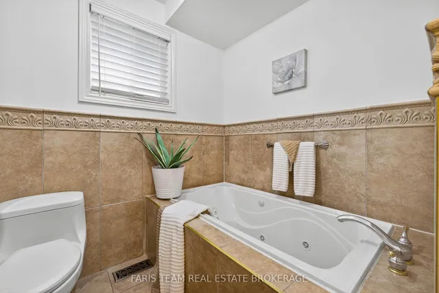 Additional image 19 of 38 Collingdale Rd