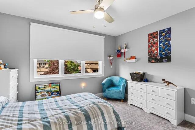 Additional image 16 of 40 DOLMAN St