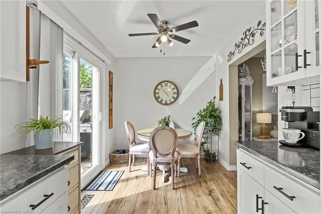 Additional image 10 of 992 Garth St