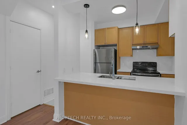 Additional image 4 of 295 Village Green Sq Unit 67