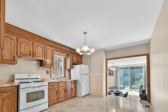 Additional image 6 of 5 Lindsey Ave