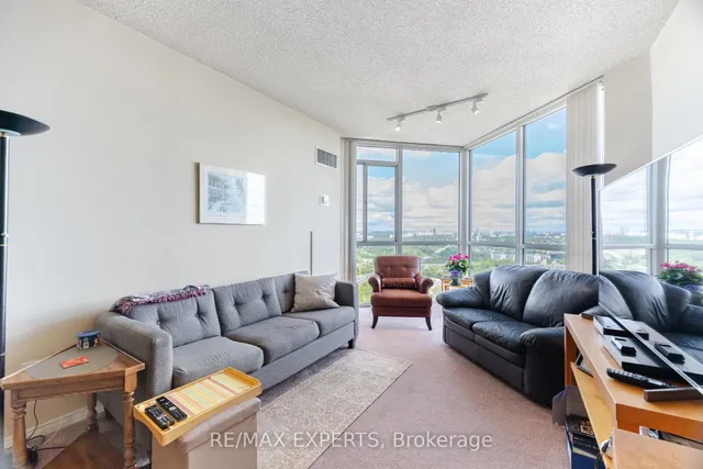 Additional image 17 of 7 Concorde Pl Unit 3610