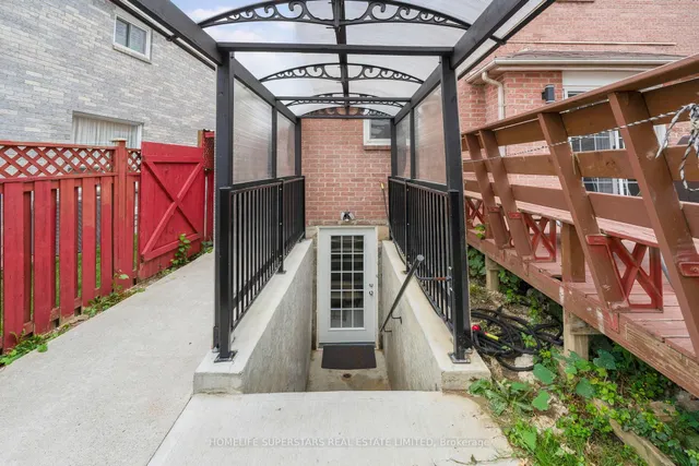 Additional image 26 of 26 Songsparrow Dr