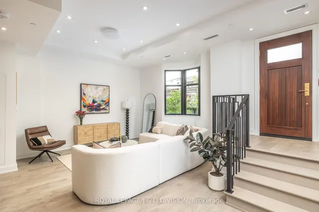 Additional image 2 of 1 Strathgowan Ave Unit TH2