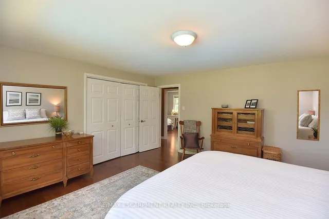 Additional image 22 of 219 Strathcona Dr