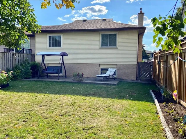Additional image 34 of 40 Lyton Cres