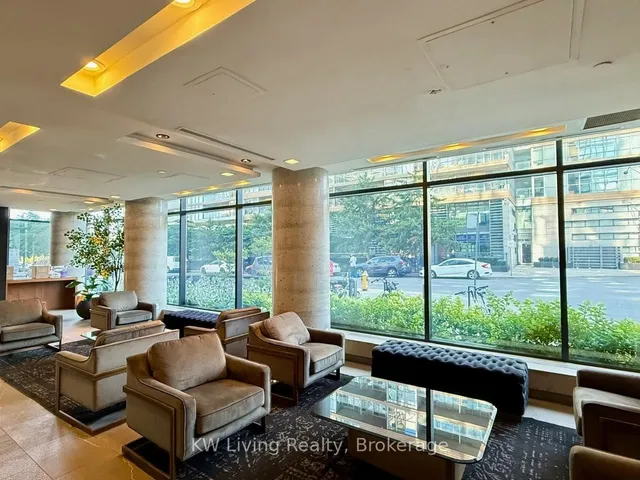 Additional image 10 of 25 Capreol Crt Unit 2002