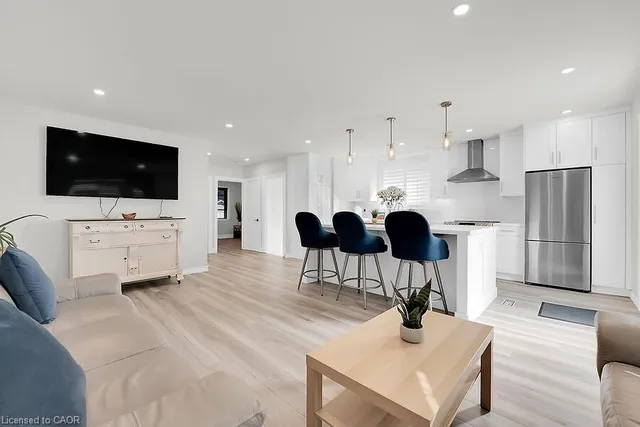 Additional image 15 of 515 Upper James St