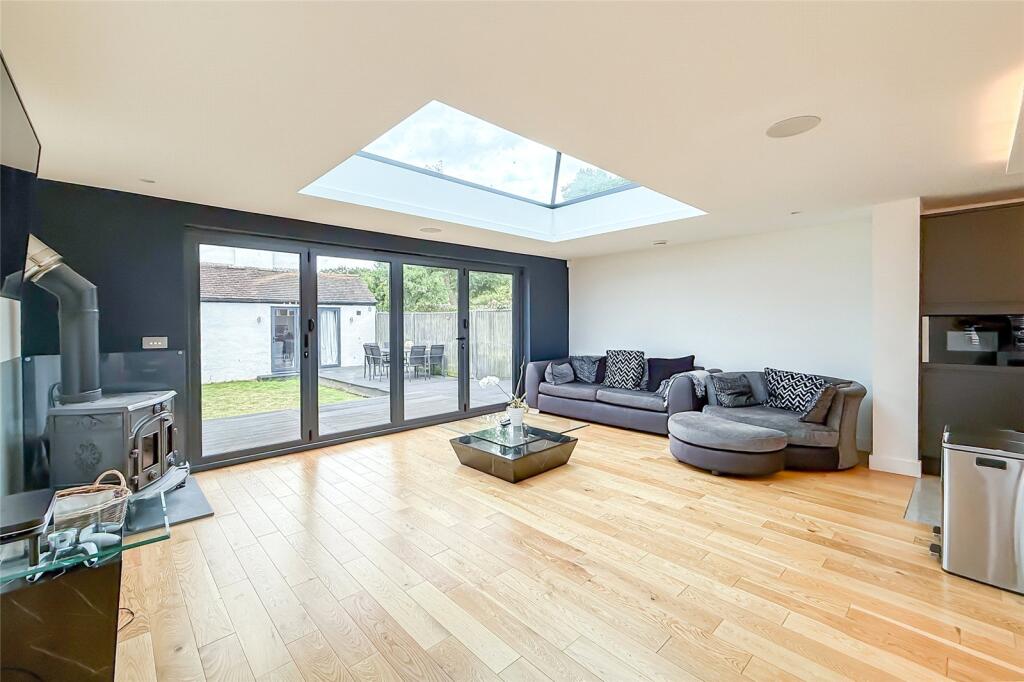 Additional image 18 of Driftwood Avenue, St. Albans, Hertfordshire, AL2