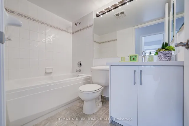 Additional image 23 of 33 Empress Ave Unit 3002