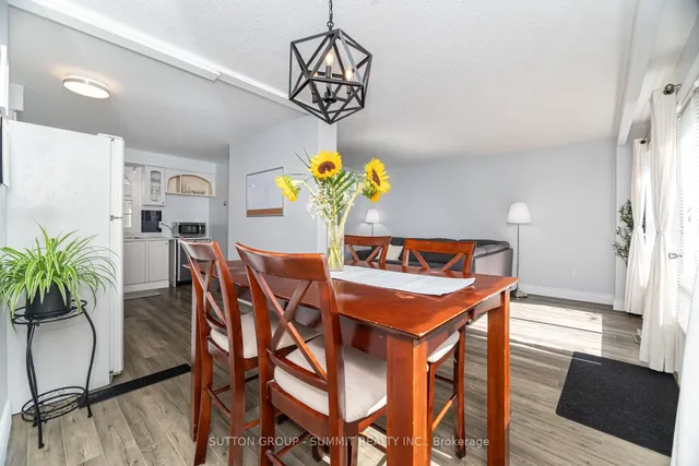 Additional image 8 of 552 PINEDALE Ave