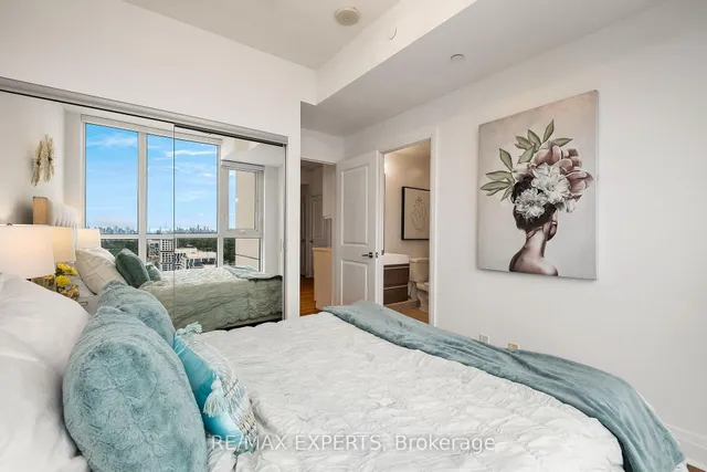 Additional image 19 of 17 Zorra St Unit 2006