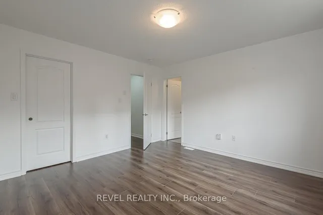 Additional image 18 of 9 Lothbury Dr