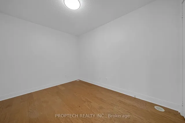 Additional image 14 of 295 Village Green Sq Unit 67