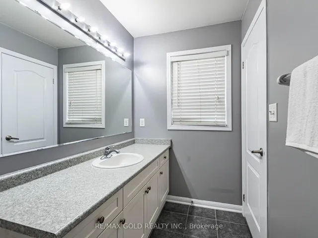 Additional image 33 of 36 Lathbury St