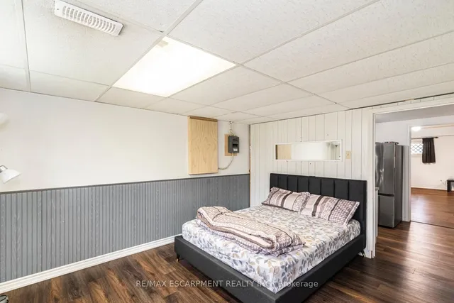 Additional image 22 of 102 Quaker Cres