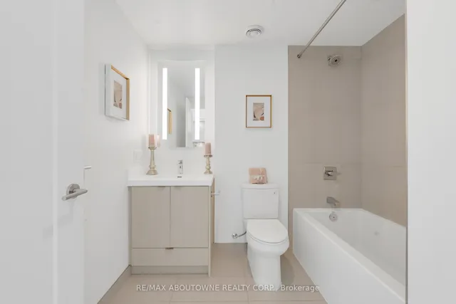 Additional image 6 of 30 Inn On The Park Dr Unit 2608