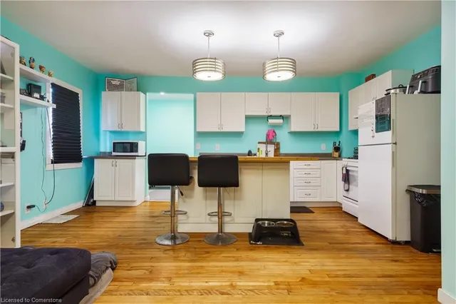 Additional image 9 of 219 Avondale St