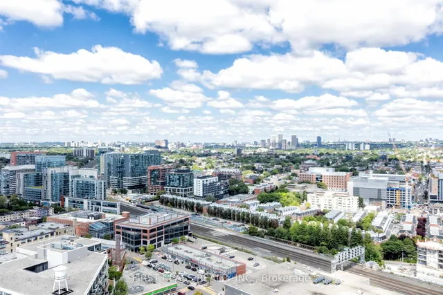 Additional image 16 of 135 East Liberty St Unit 2606