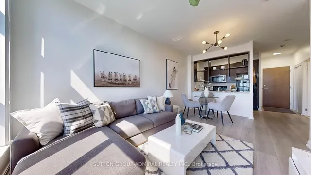 Additional image 4 of 181 Village Green Sq Unit PH15