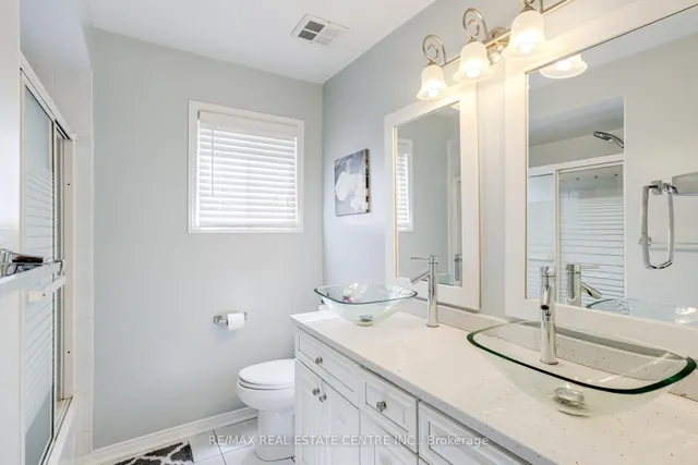 Additional image 31 of 18 Richwood Cres