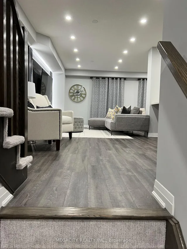 Additional image 15 of 5 Oceanus Ave