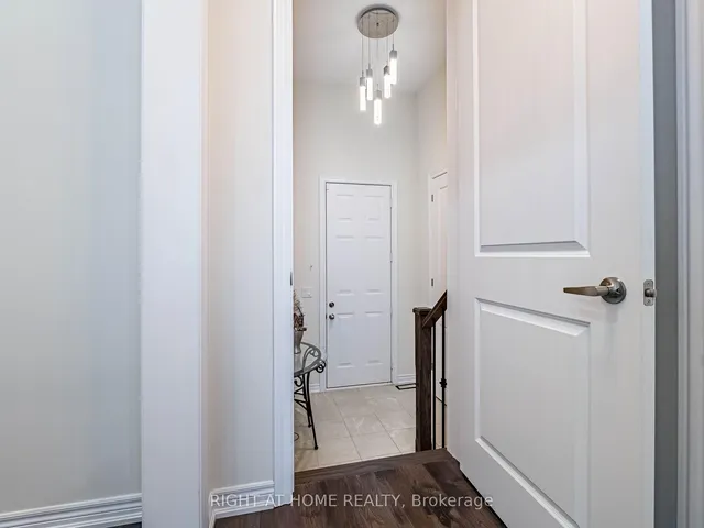 Additional image 23 of 16 Charing Cross Gate