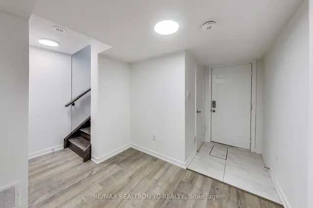 Additional image 29 of 175 Downsview Park Blvd