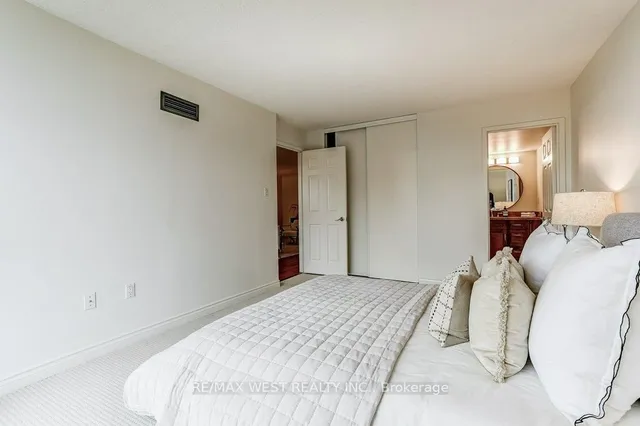 Additional image 22 of 1237 North Shore Blvd Unit 707