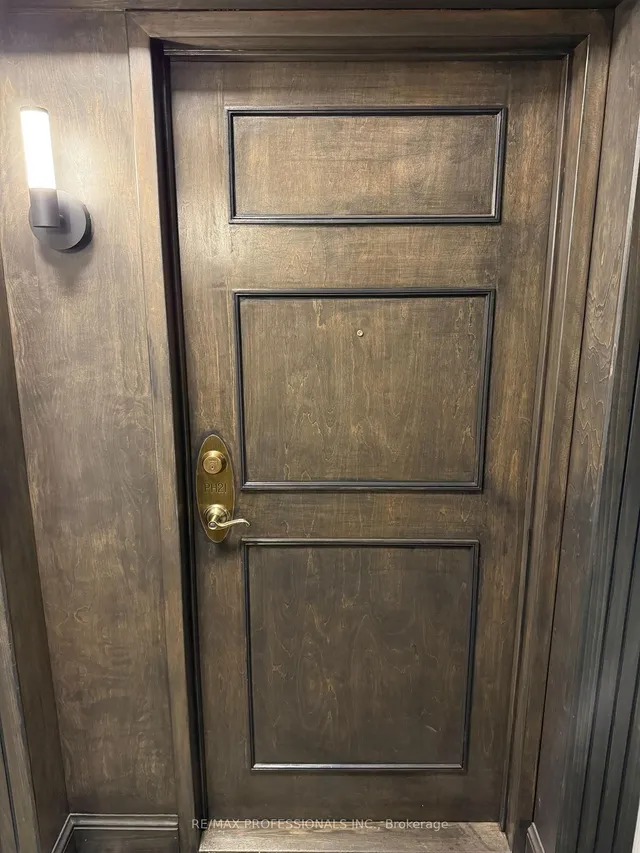 Additional image 10 of 700 Humberwood Blvd Unit PH21