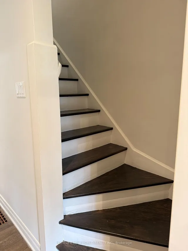 Additional image 18 of 111 Vauxhall Dr