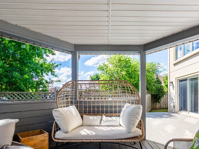 Additional image 13 of 35 Glenmanor Dr