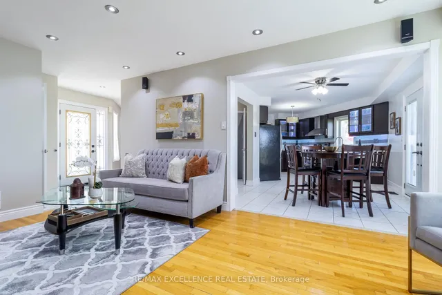 Additional image 11 of 40 Monaco Crt