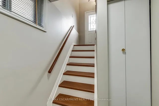 Additional image 31 of 2309 Malcolm Cres