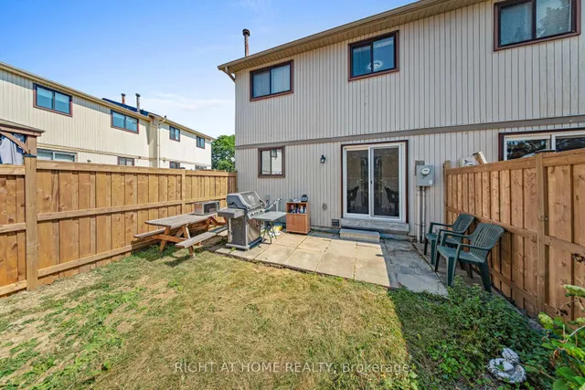 Additional image 43 of 83 Guildford Cres Unit 83