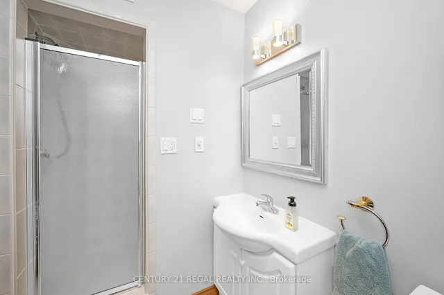 Additional image 30 of 3 Mentino Crt