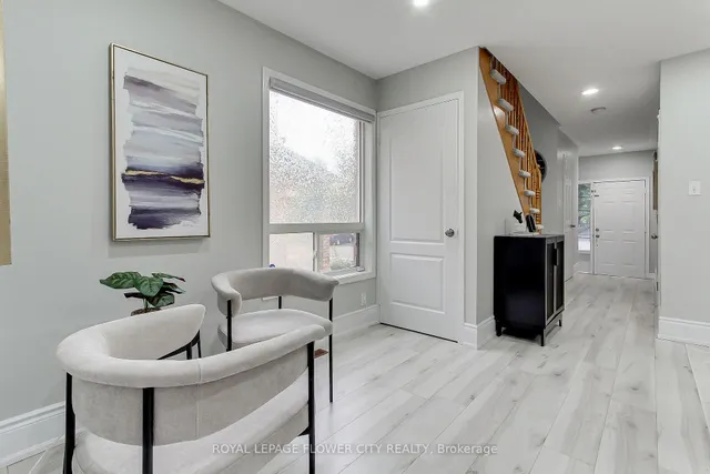 Additional image 12 of 6 Studebaker Tr